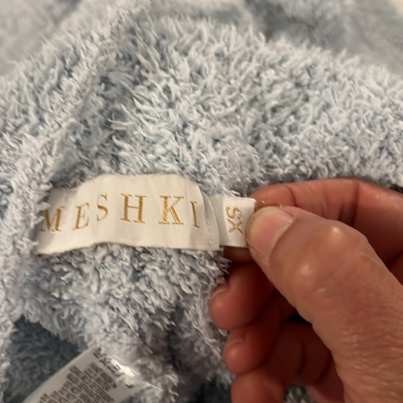 MESHKI Notched Hooded Fuzzy Cropped Sweater & sweatpants. Baby blue color XS set - Picture 7 of 17